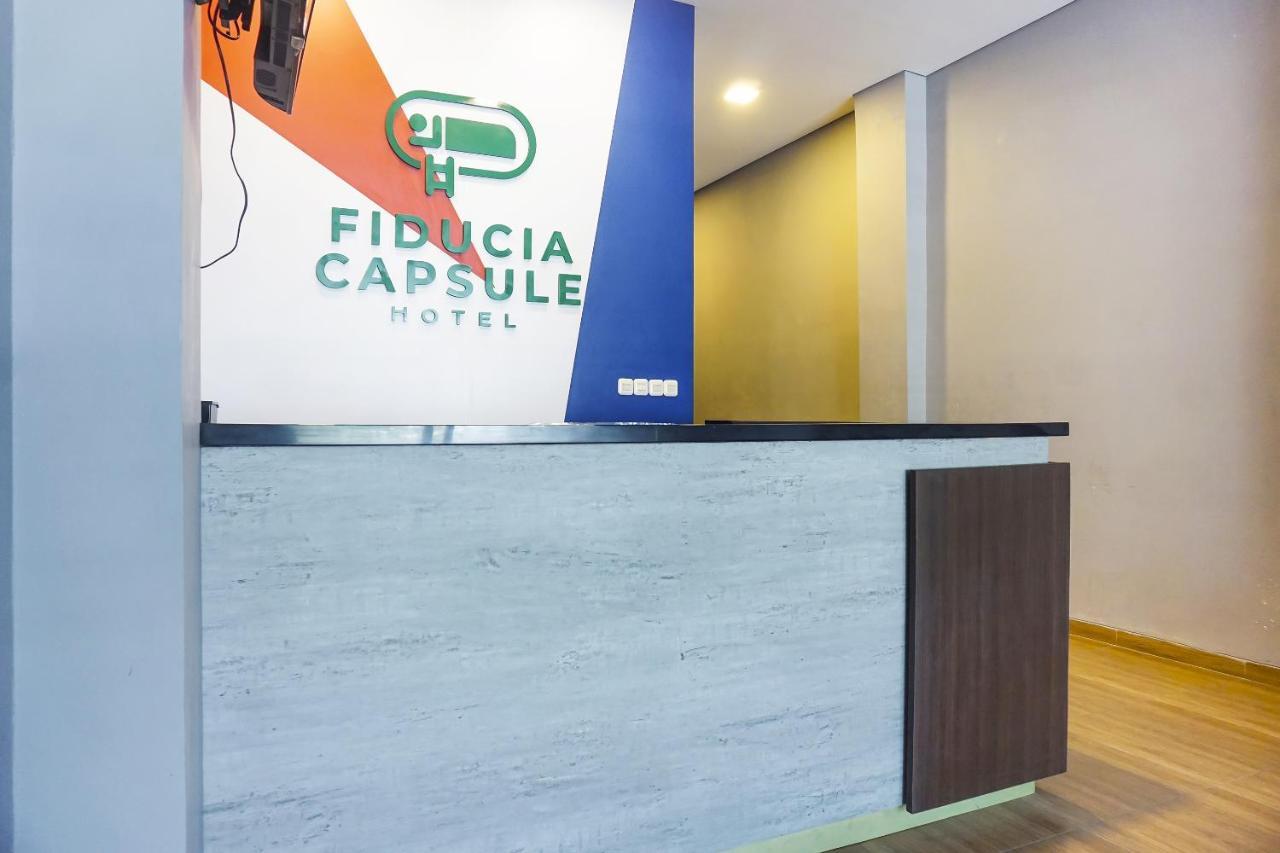 Super Oyo 91328 Fiducia Capsule Hotel Jakarta Ngoại thất bức ảnh